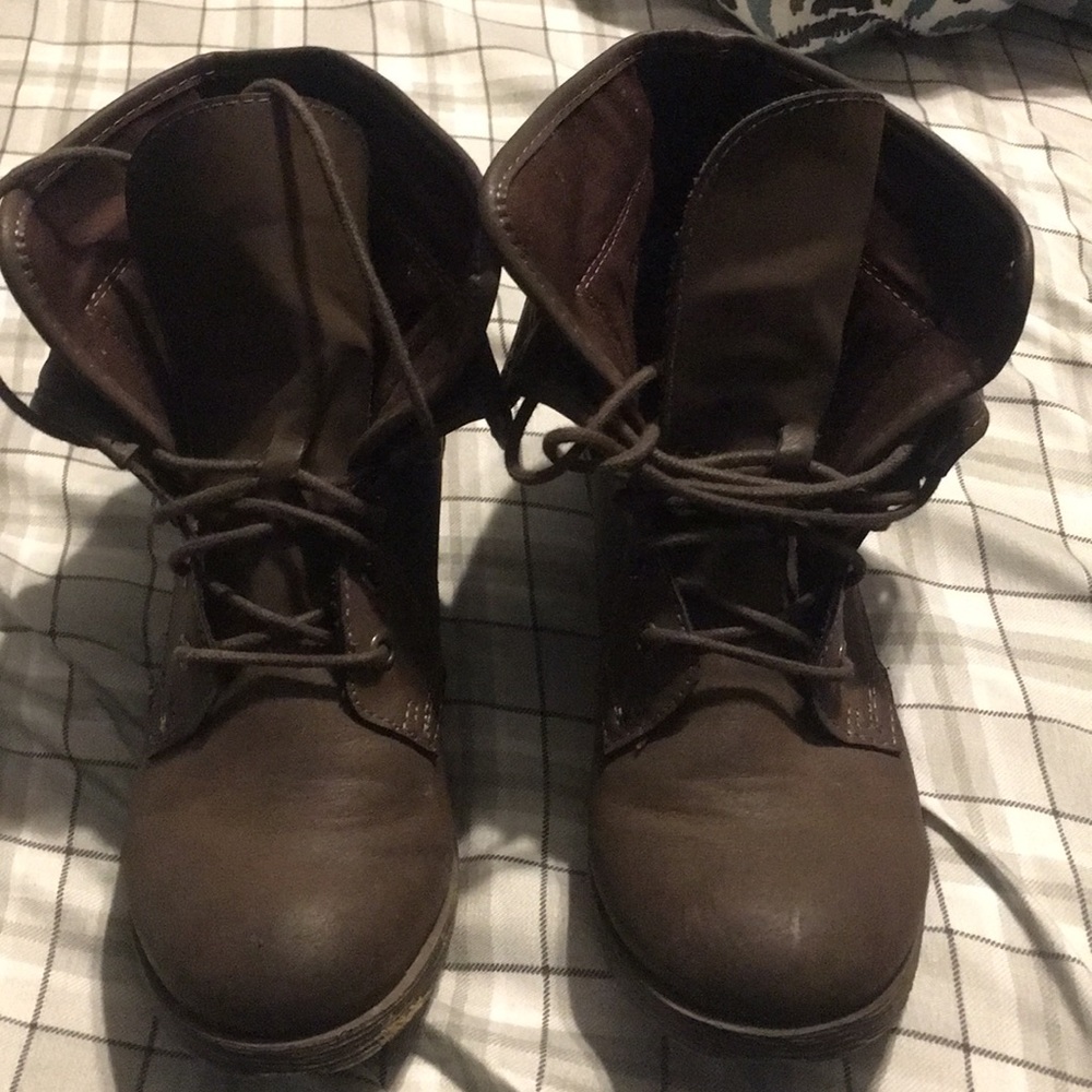 Ankle boots